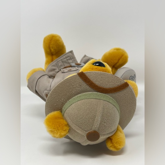 DISNEY: Safari Winnie-the-Pooh Plush. Walt Disney World. Pre-Owned with Tags. - Picture 4 of 13